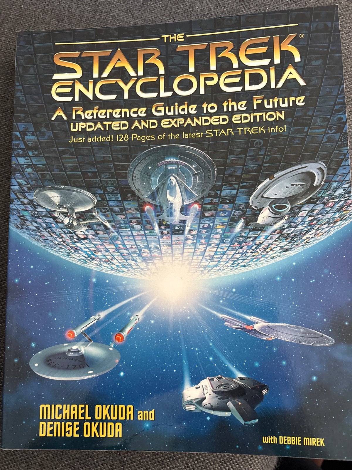 The Star Trek Encyclopedia: Updated and Expanded Edition, Boeken, Ophalen of Verzenden, Zo goed als nieuw