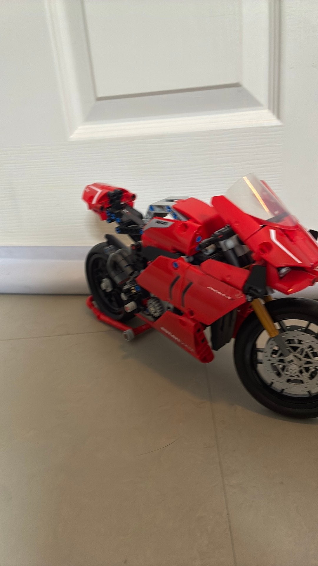 Lego technic Ducati panigale V4R 42107, Gebruikt, Lego, Ophalen of Verzenden, Complete set