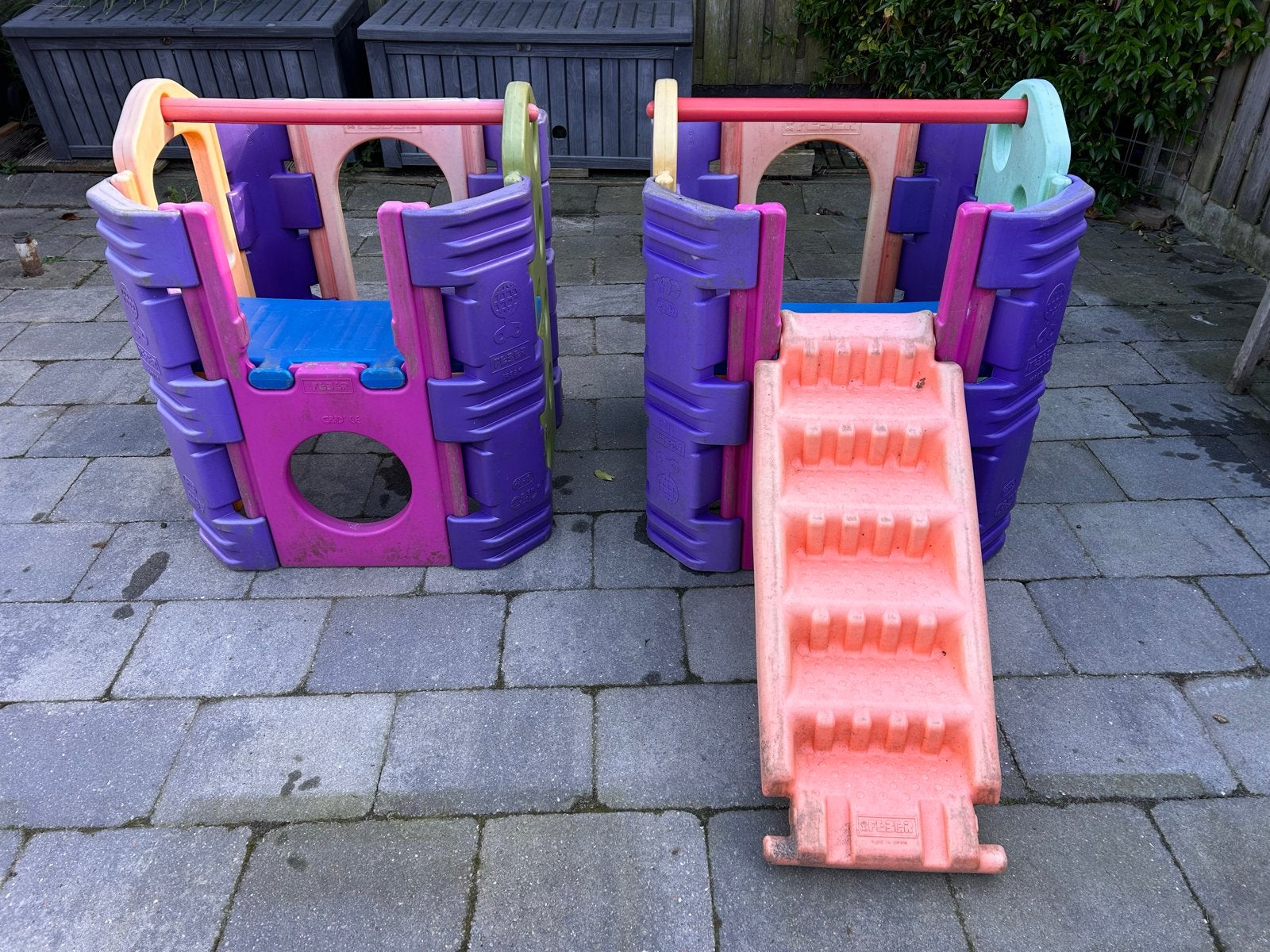 Speelhuisjes met en zonder glijbaan, Ophalen, Gebruikt, Kunststof