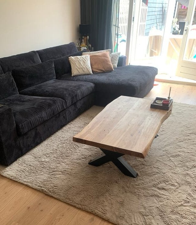 Robuuste Salontafel met Boomstamrand – Industrieel, Ophalen of Verzenden, Zo goed als nieuw, Hout