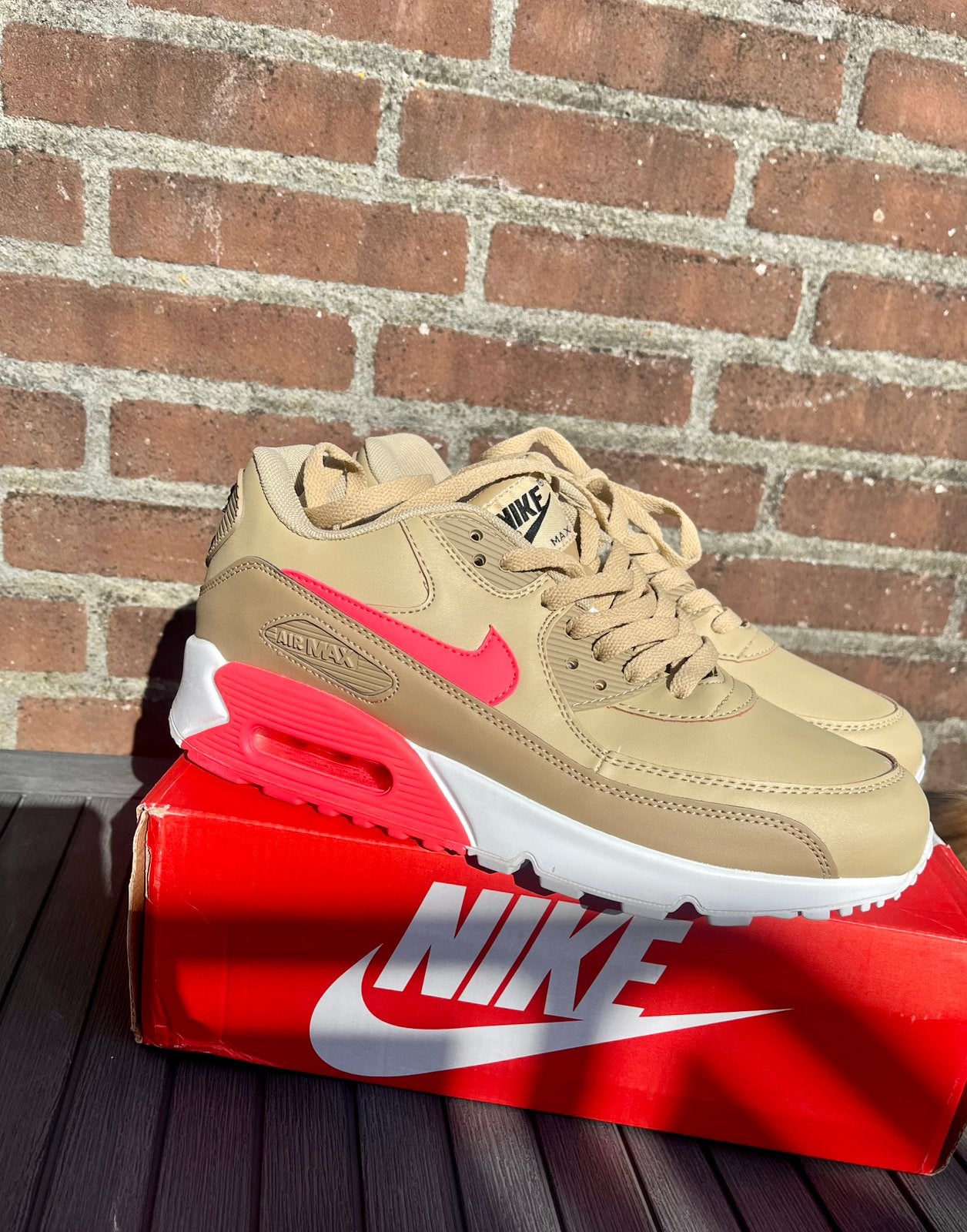 Nike air max 90 am90 43 sand brown red new ds, Bruin, Verzenden, Nieuw, Sneakers of Gympen