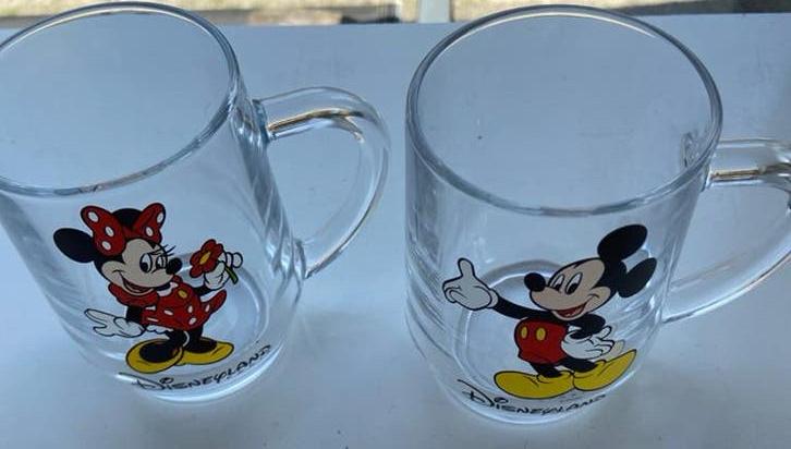 Mickey & Minnie Mouse Disneyland glazen mokken, Ophalen of Verzenden, Mickey Mouse, Nieuw, Servies