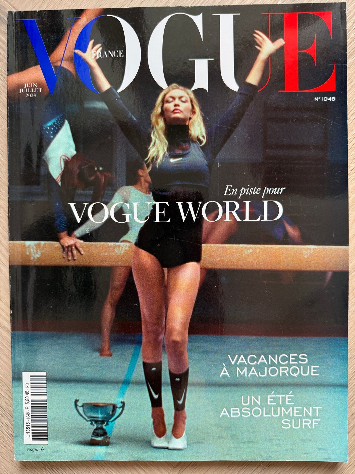 Vogue France Juni/Juli 2024 - Gigi Hadid Jill Kortleve, Ophalen of Verzenden, Zo goed als nieuw, Glossy