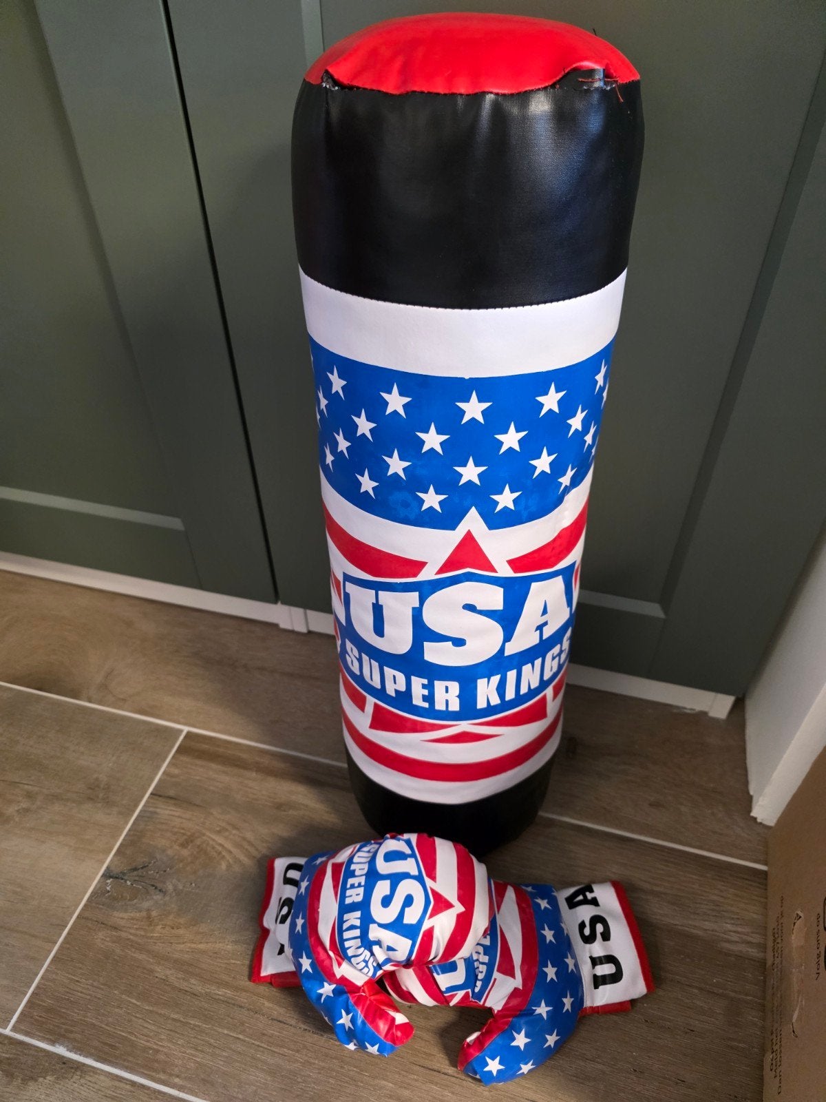 Boksbal en bokshandschoenen USA Super Kings, Gebruikt, Overige, Maat XS of kleiner, Vechtsportmateriaal