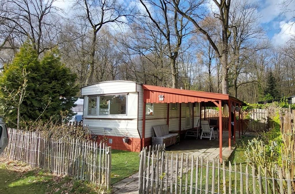 Stacaravan met overkapping en tuin, Caravans en Kamperen, Verhuur