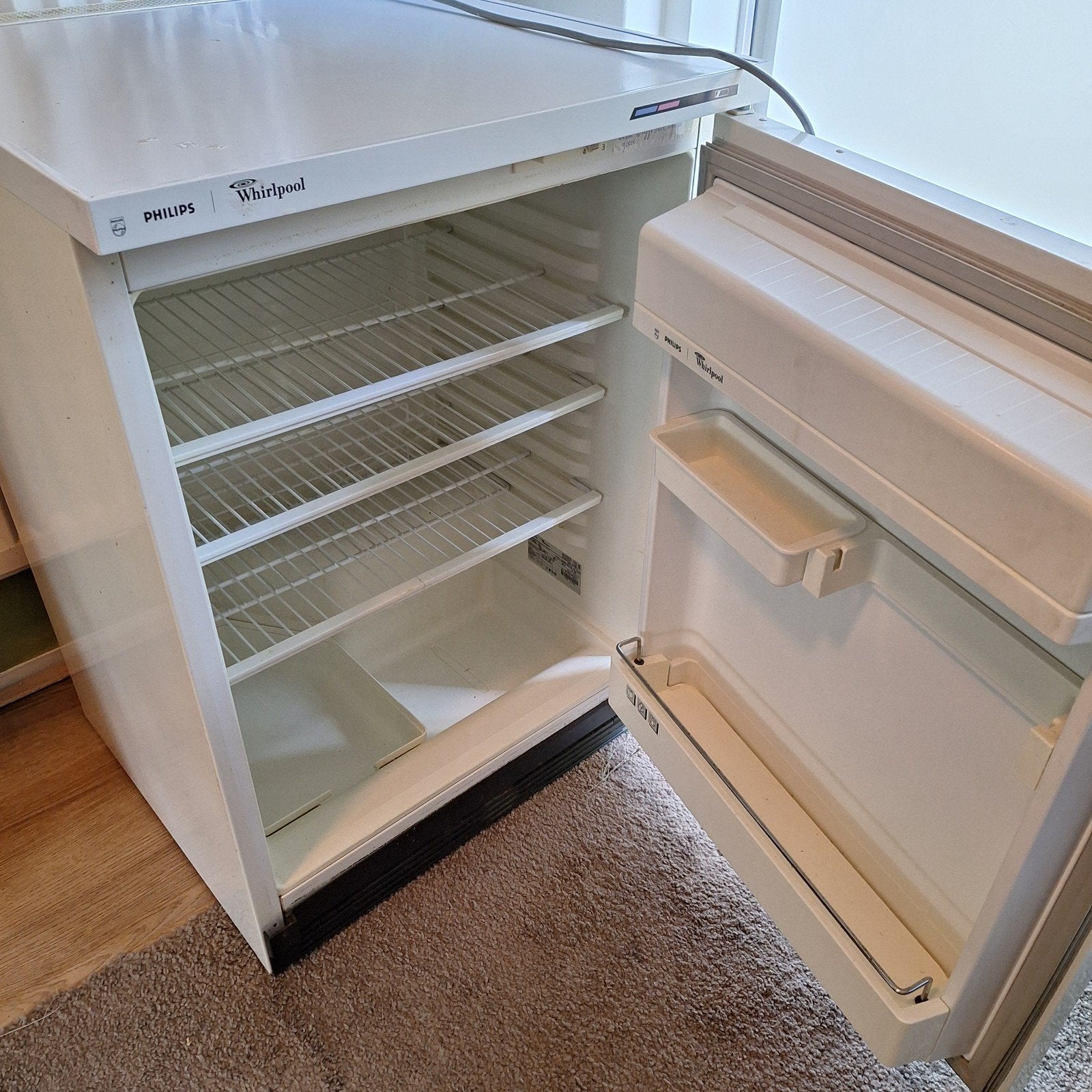 Tafelmodel koelkast, Witgoed en Apparatuur, Minder dan 75 liter, Ophalen of Verzenden, Zonder vriesvak