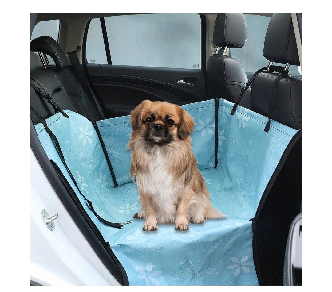 Honden autostoel beschermer en riem - water en vuilafstotend, Ophalen, Zo goed als nieuw, Hondenautostoel
