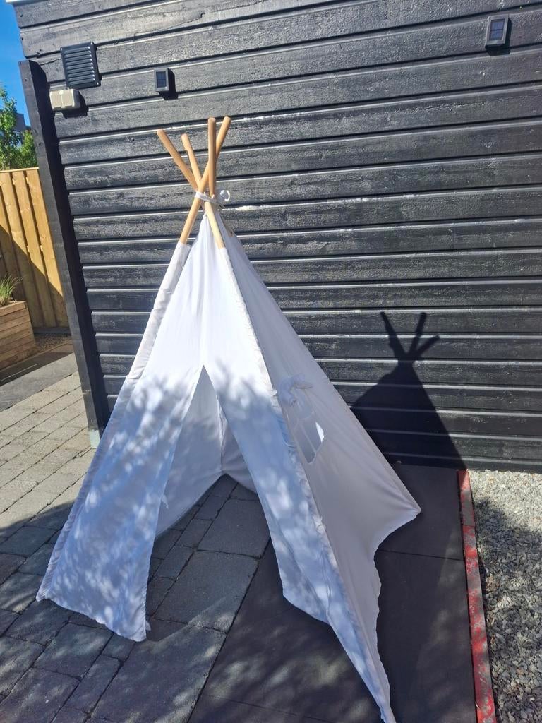 Witte tipi tent met raampje voor kinderen, Ophalen of Verzenden, Gebruikt