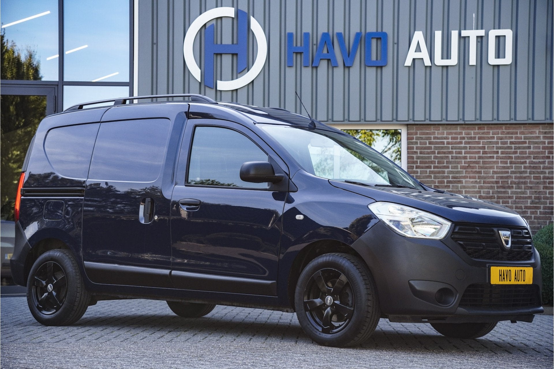 Dacia Dokker 1.3 TCe, AIRCO, TREKHAAK INCL. BTW-BPM, Auto's, Stof, Gebruikt, Zwart, 4 cilinders