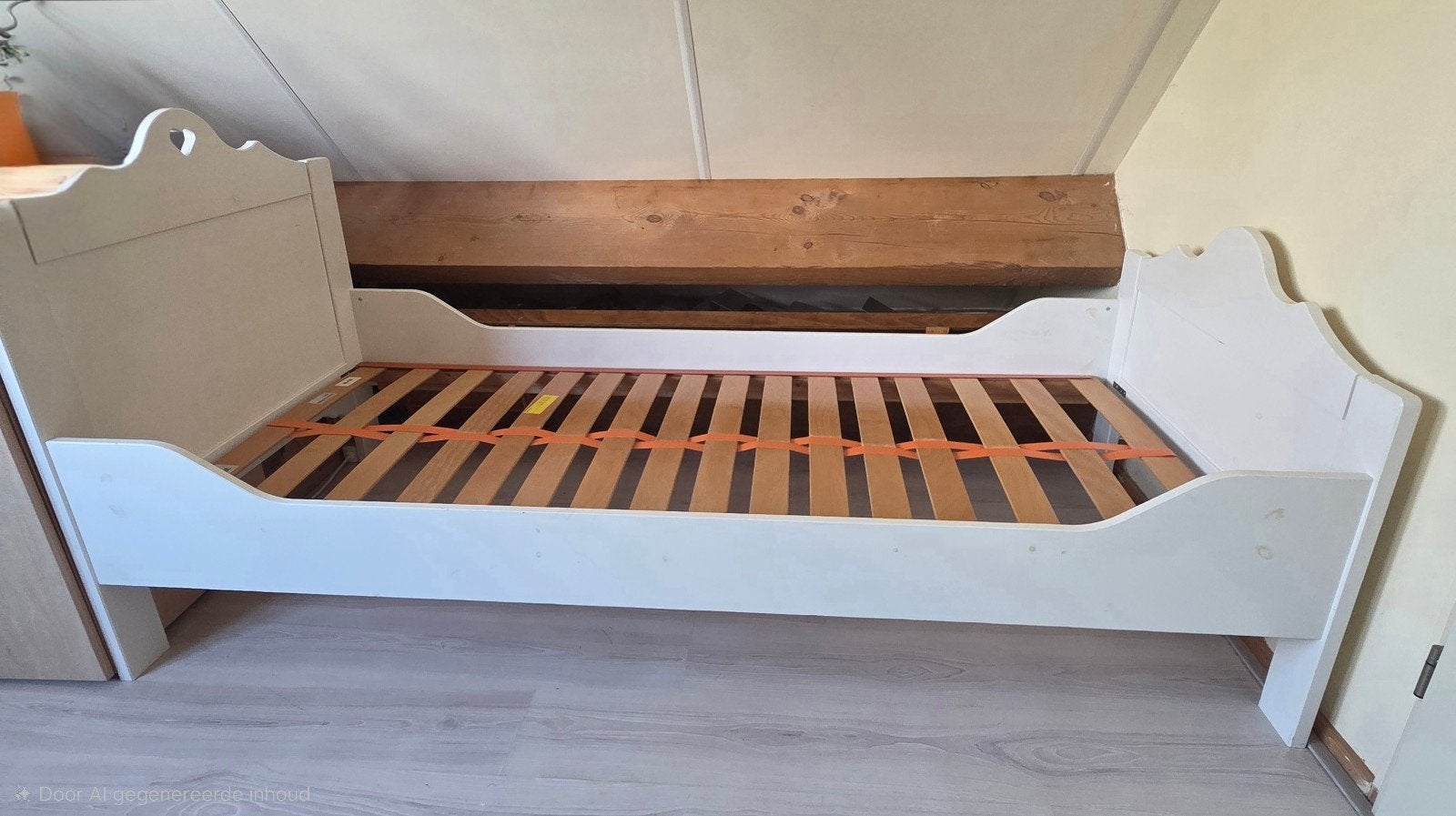 Eenpersoonsbed met lattenbodem - Wit, zo goed als nieuw, Huis en Inrichting, Ophalen, 90 cm, Eenpersoons, Wit