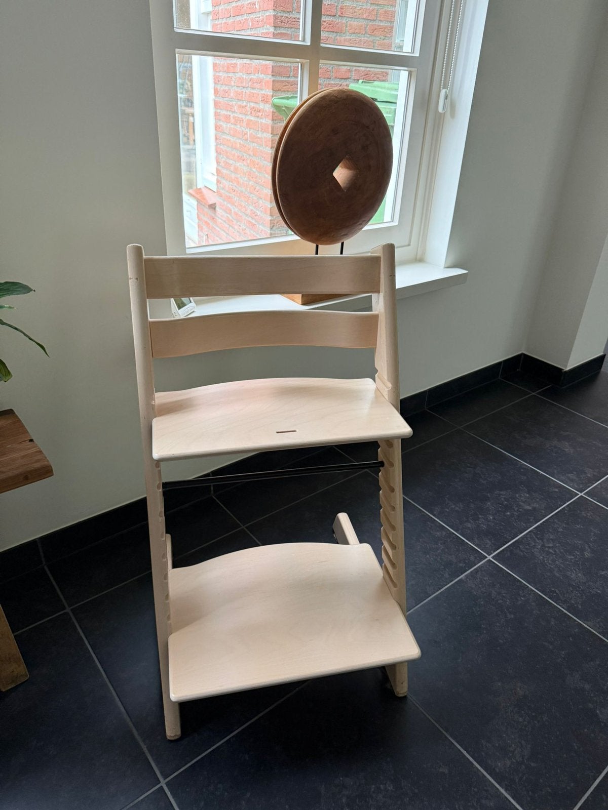 Stokke Tripp Trapp kinderstoel | White Wash, Kinderen en Baby's, Kinderstoelen, Ophalen, Zo goed als nieuw, Meegroeistoel