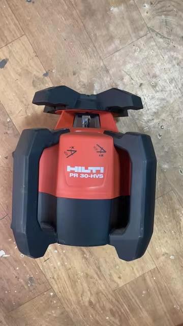 Hilti PR 30-HVS bouwlaser met lader, Doe-het-zelf en Verbouw, Meetapparatuur, Ophalen of Verzenden, Gebruikt, Overige meters