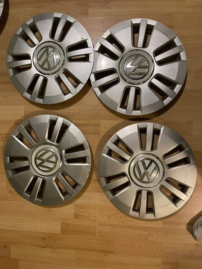 Volkswagen up wieldoppen, Auto diversen, Wieldoppen, Ophalen of Verzenden, Zo goed als nieuw