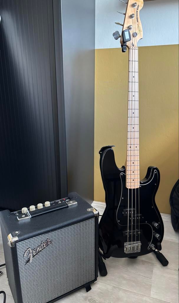 Squier Affinity P Bas Gitaar Set met Accessoires, Muziek en Instrumenten, Snaarinstrumenten | Gitaren | Bas, Ophalen of Verzenden