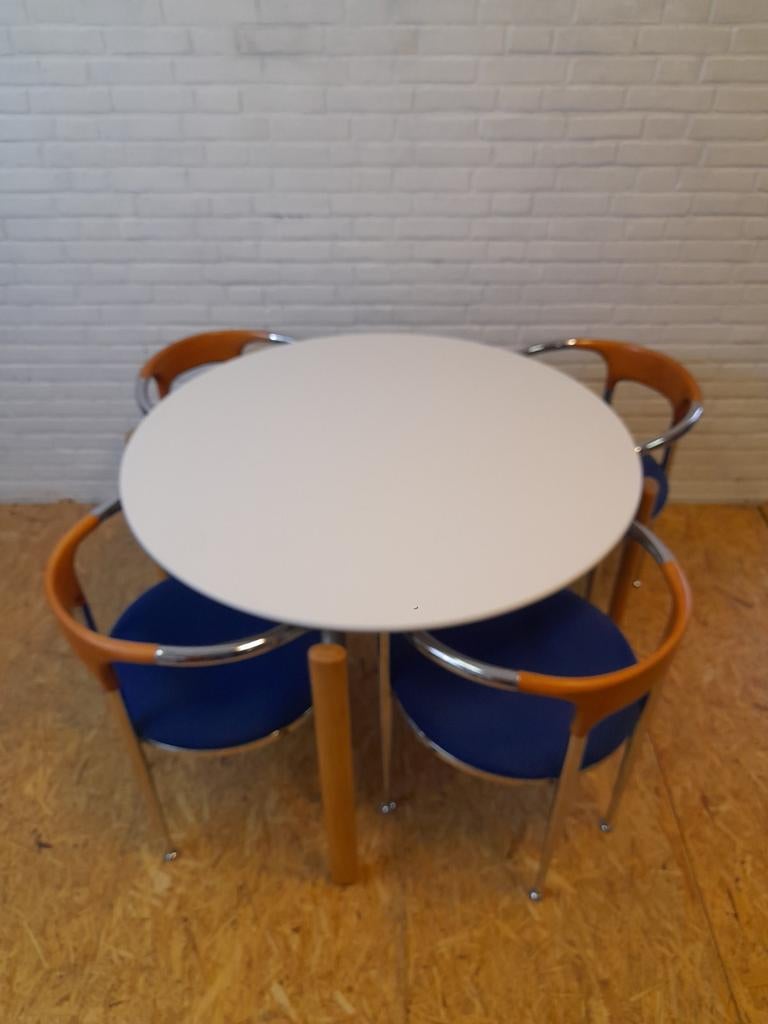 Bruno Rey Tafel met 4 Bolero stoelen, Ophalen of Verzenden, Zo goed als nieuw, 4 tot 6 stoelen
