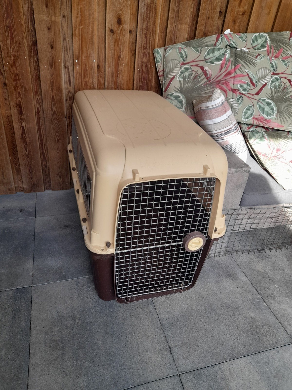 magnum kennel, Ophalen