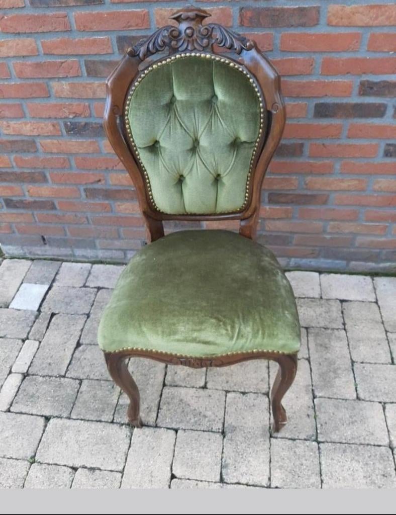 4 barok wortelnoten eetkamerstoelen, Ophalen