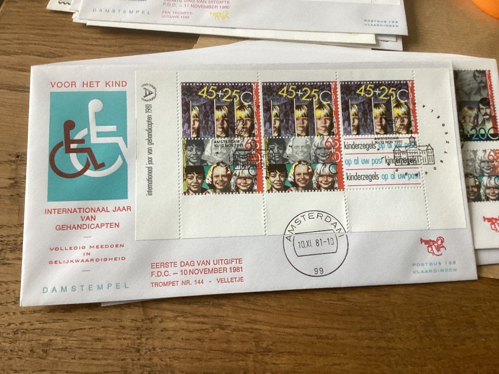 No2354 Trompet Nr144 vel Nederland jaargangen fdc 1963 tm, Postzegels en Munten, Postzegels | Eerstedagenveloppen, Ophalen, Onbeschreven