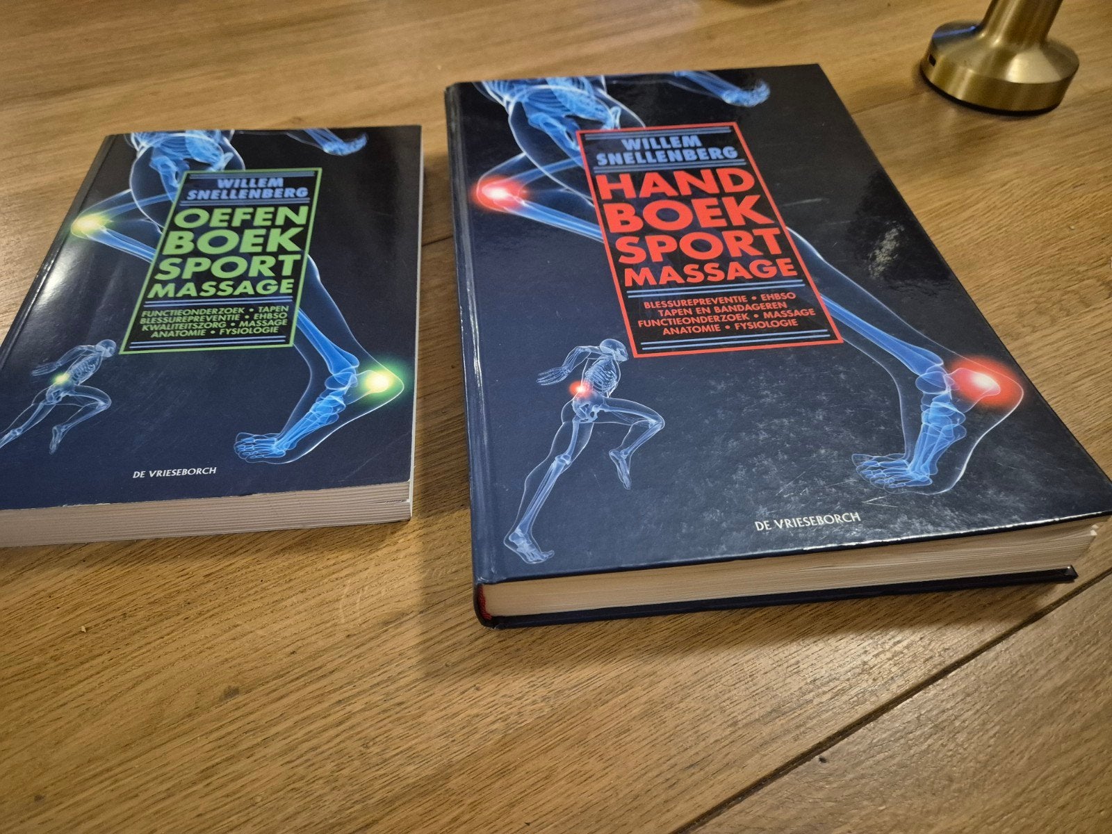 Set Oefenboek en handboek Sportmassage - met cursus erbij, Boeken, Ophalen of Verzenden, Zo goed als nieuw, MBO, Willem Snellenberg