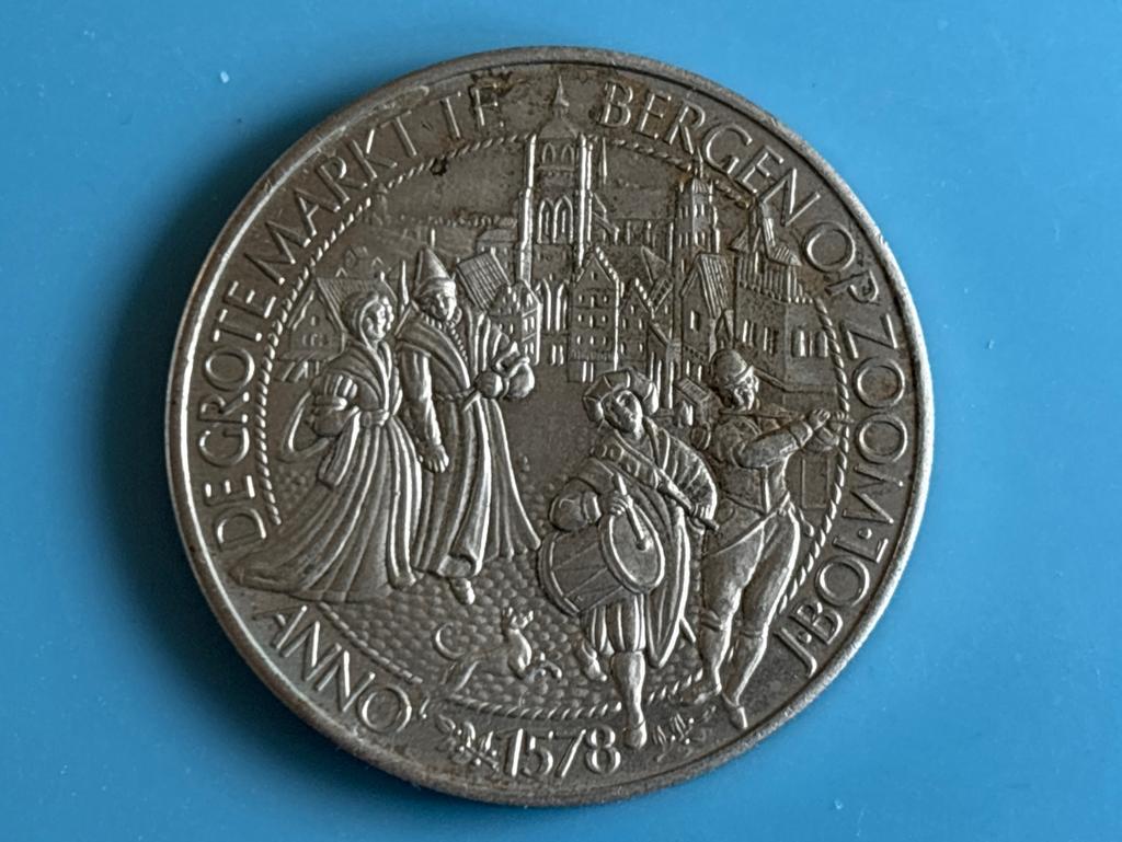 Krabbendaalder Bergen op Zoom - 700 jaar stad (1287-1987), Ophalen of Verzenden, Overige materialen, Nederland