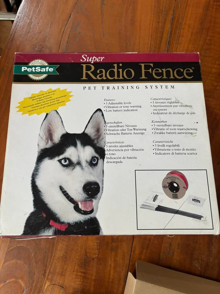 Petsafe radio fence ontzichbare honden omheining., Dieren en Toebehoren, Honden-accessoires, Ophalen of Verzenden, Zo goed als nieuw