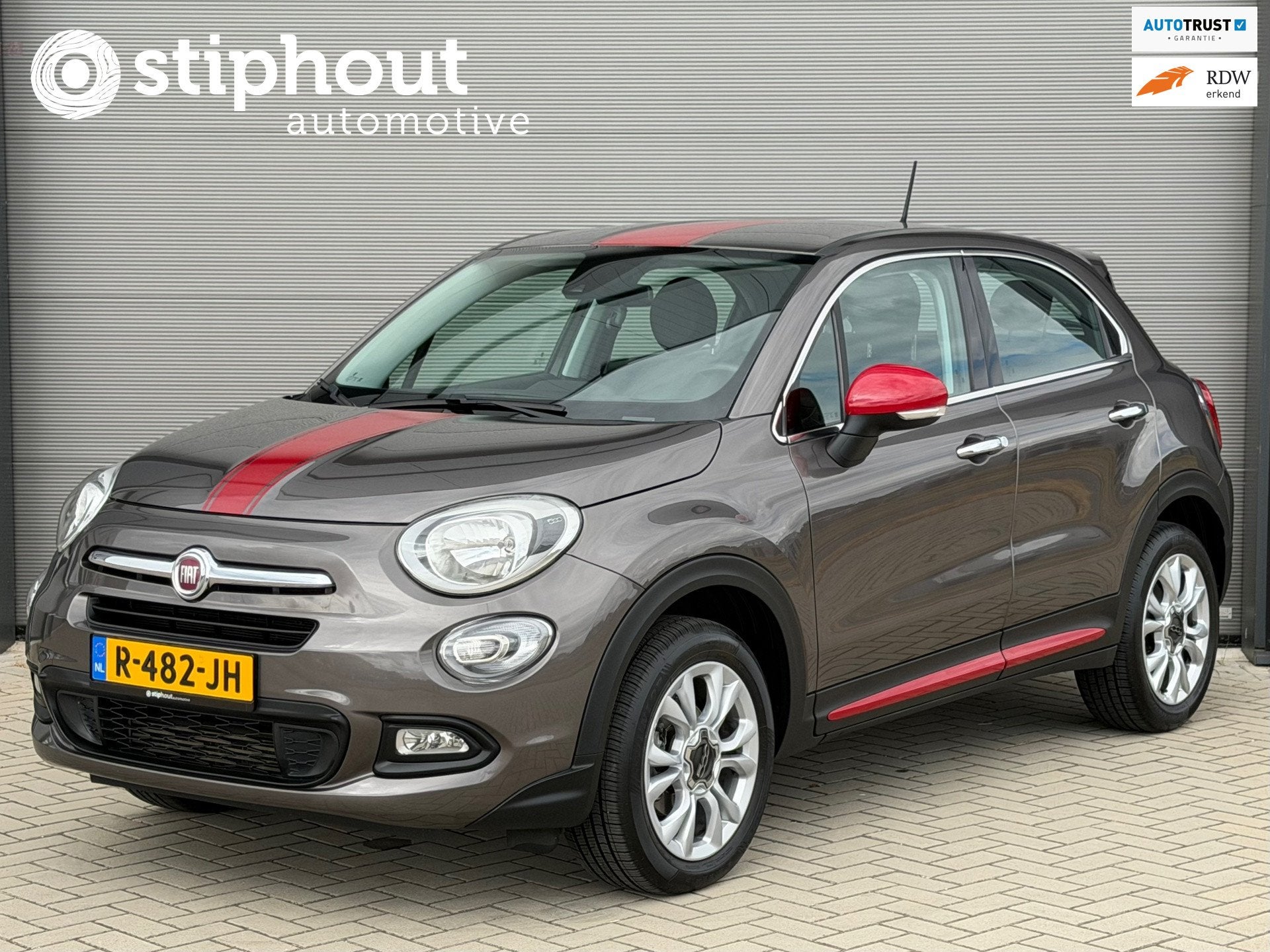 Fiat 500 X 1.4 Turbo MultiAir Lounge Automaat | Trekhaak | N, 4 cilinders, 600 kg, 1368 cc, SUV of Terreinwagen