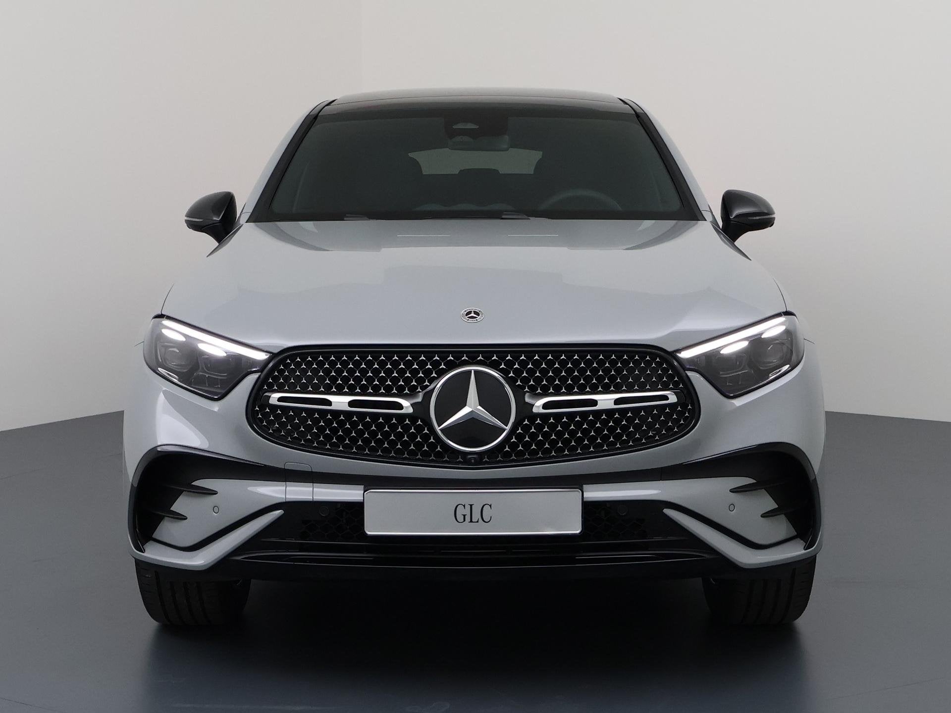 Mercedes-Benz GLC 300e 4MATIC Coupé Business Solution AMG M, Auto's, Automaat, 4 cilinders, 2000 kg, Bedrijf