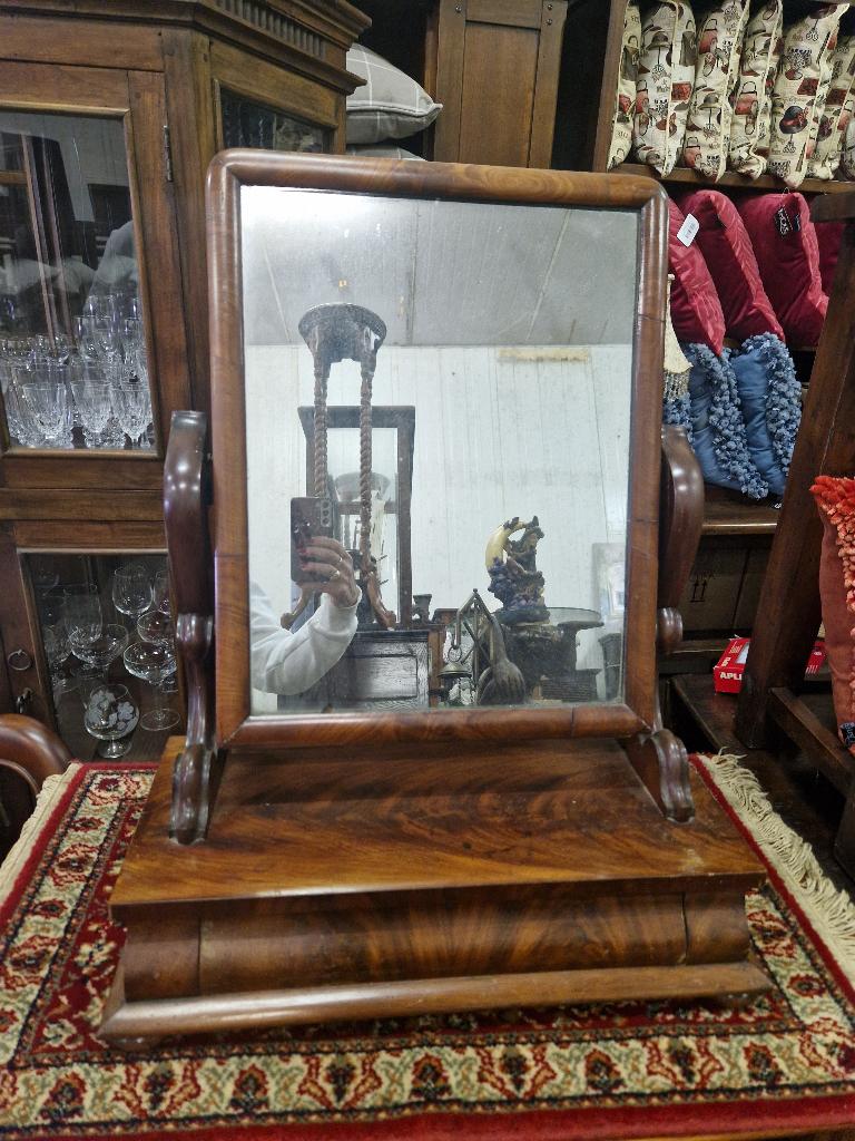 antieke kaptafel, Huis en Inrichting, Tafels | Kaptafels, Ophalen of Verzenden, Gebruikt, 50 tot 100 cm, Minder dan 100 cm