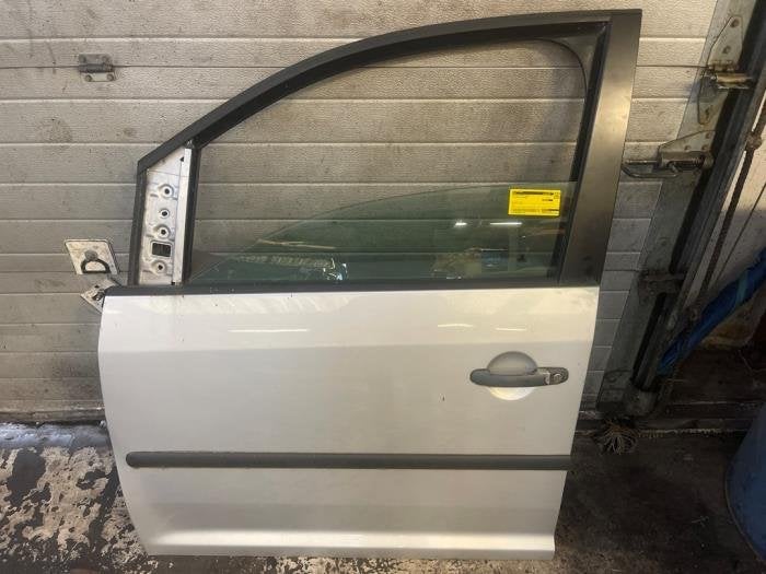 Portier 2Deurs links van een Volkswagen Caddy (LA7W)