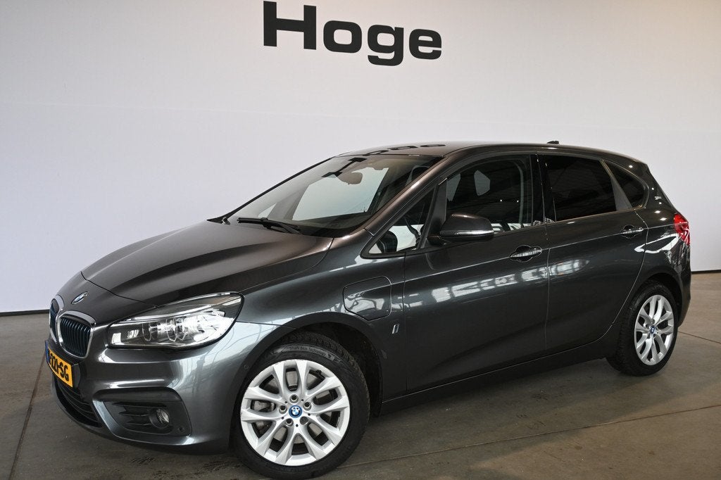 BMW 2 Serie Active Tourer 225xe iPerformance Executive Autom, Auto's, BMW, Automaat, Stof, Gebruikt, Met garantie (alle)