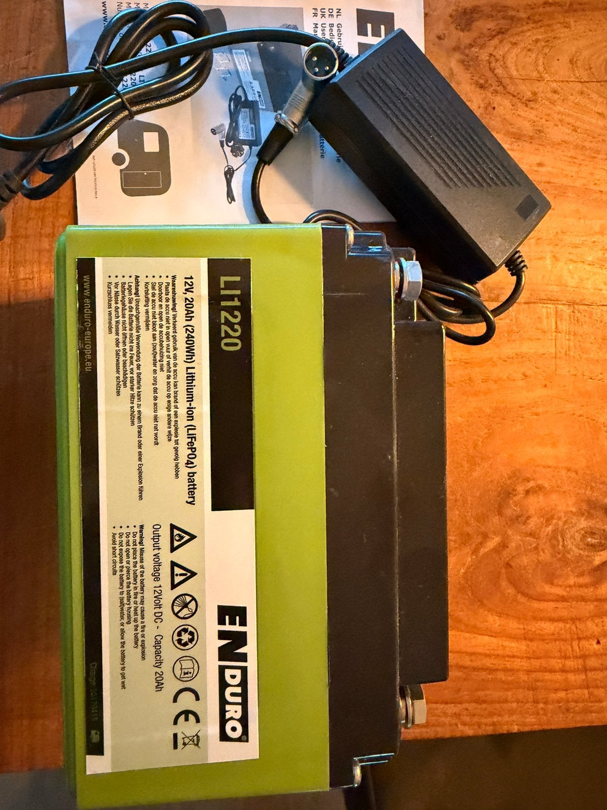 Enduro LI 1220 lithium lichtgewicht accu, Caravans en Kamperen, Caravan accessoires, Ophalen of Verzenden, Zo goed als nieuw