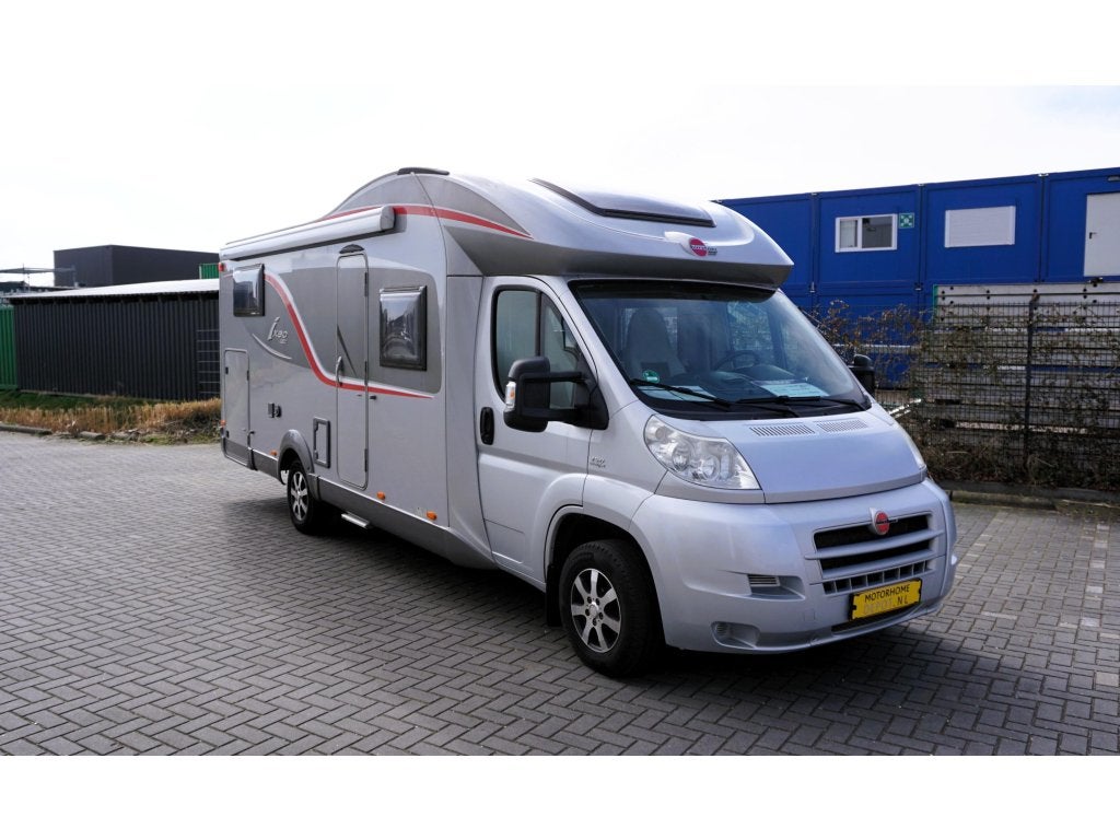 Bürstner Ixeo 726 Lengte bedden en hefbed, Airbags, Standaard zit, Ringverwarming, Fiat