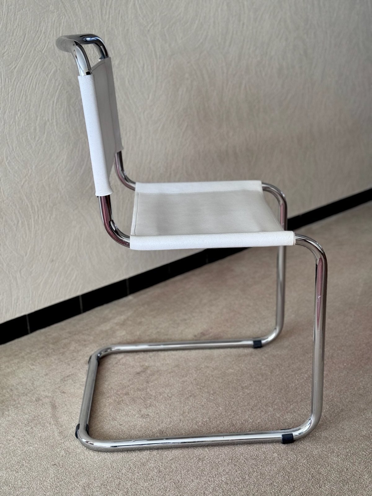 Bauhaus stijl sledestoel S33 ontwerp Mart Stam 4 stuks, Huis en Inrichting, Stoelen, Ophalen, Gebruikt, Wit, Leer
