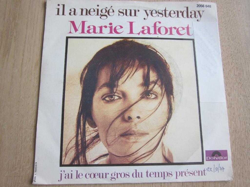 Marie Laforet - Il a neigé sur yesterday, Cd's en Dvd's, Verzenden, 7 inch, Single, Pop