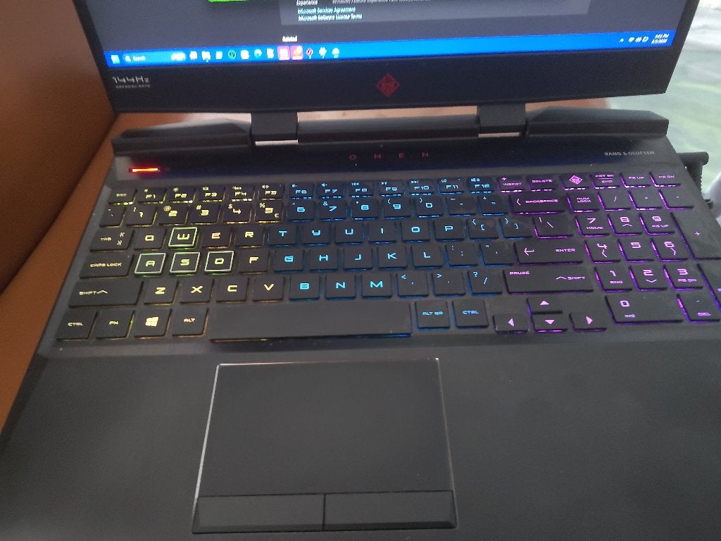 HP omen laptop ( moet met spoed weg), Ophalen, Met videokaart, 2 tot 3 Ghz, Zo goed als nieuw