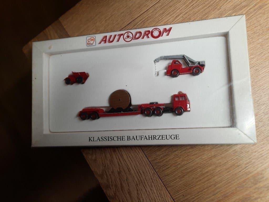 Wiking. 1:87. Speciale box. Autodrom., Hobby en Vrije tijd, Ophalen of Verzenden, Nieuw, Bus of Vrachtwagen, Wiking