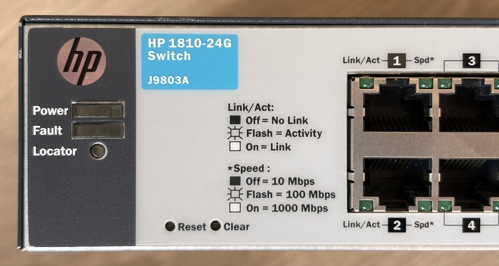 HP 1810-24G v2 switch (J9803A), Computers en Software, Ophalen of Verzenden, Gebruikt