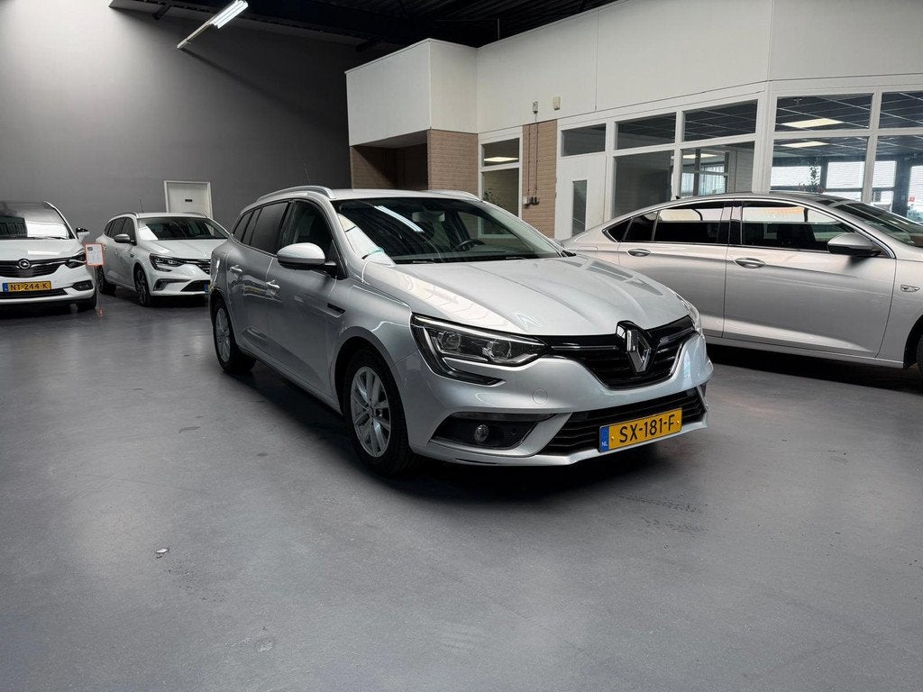 Renault Mégane Estate 1.5 dCi Eco2 Zen NAVI CRUISE TREKHAAK, Auto's, Renault, Voorwielaandrijving, Parkeersensor, Gebruikt, 4 cilinders