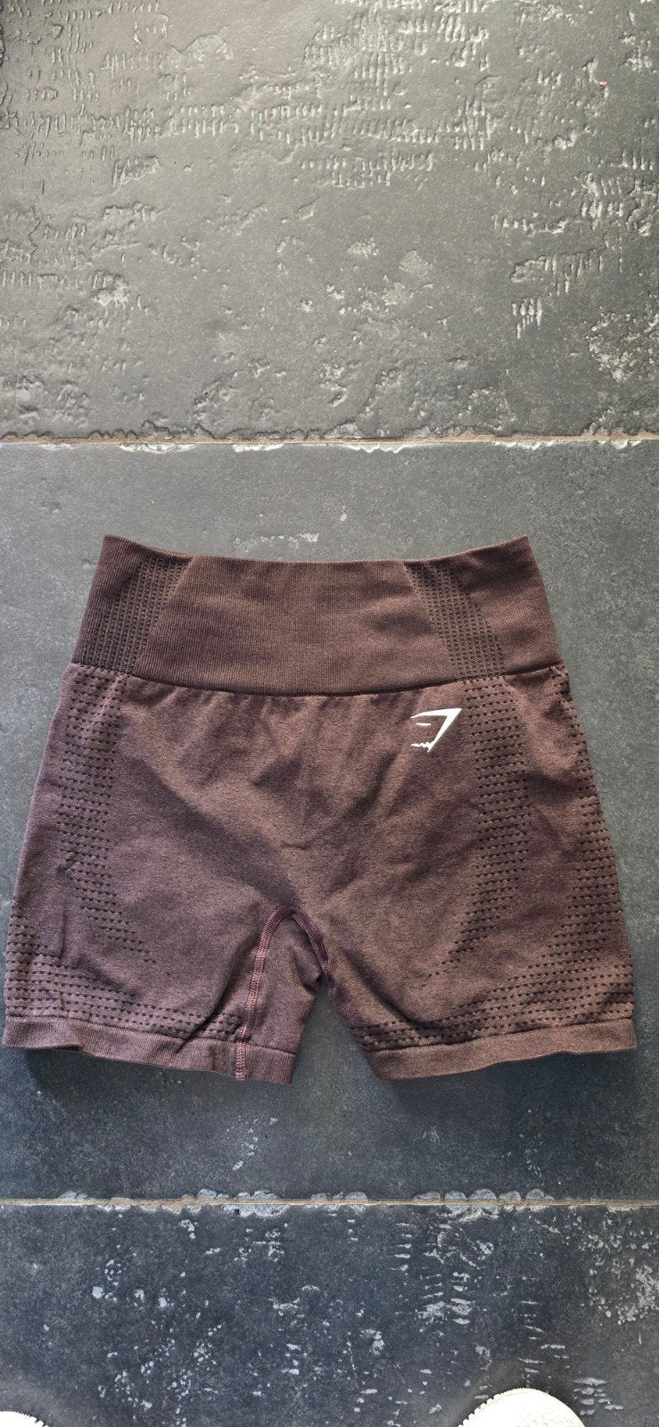 Gymshark sportbroekje - Bruin - Maat S, Bruin, Ophalen of Verzenden, Maat 36 (S), Gymshark