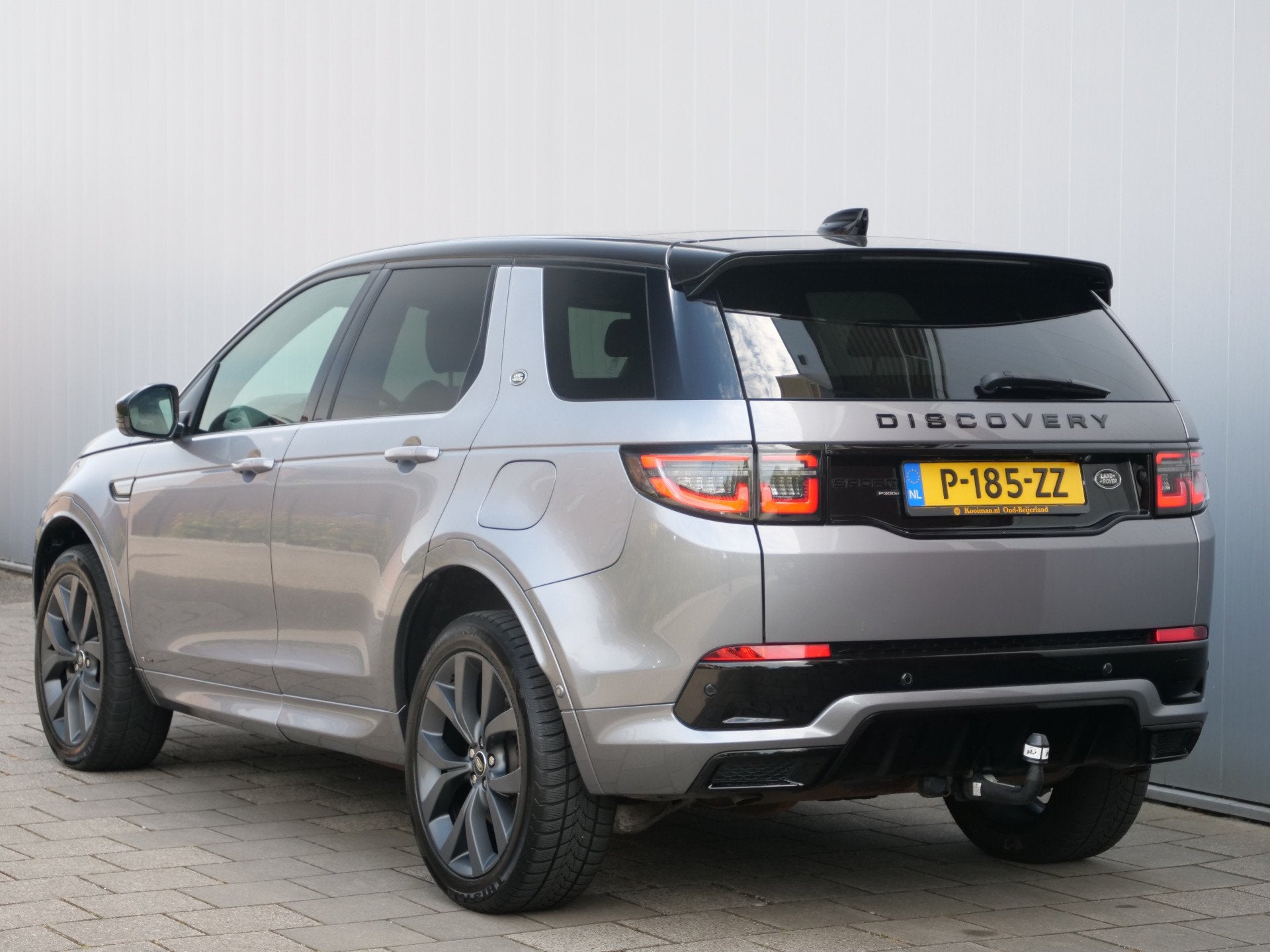 Land Rover Discovery Sport P300e 1.5 R-Dynamic 309 Pk Automa, Auto's, Land Rover, Automaat, 309 pk, 1497 cc, Gebruikt