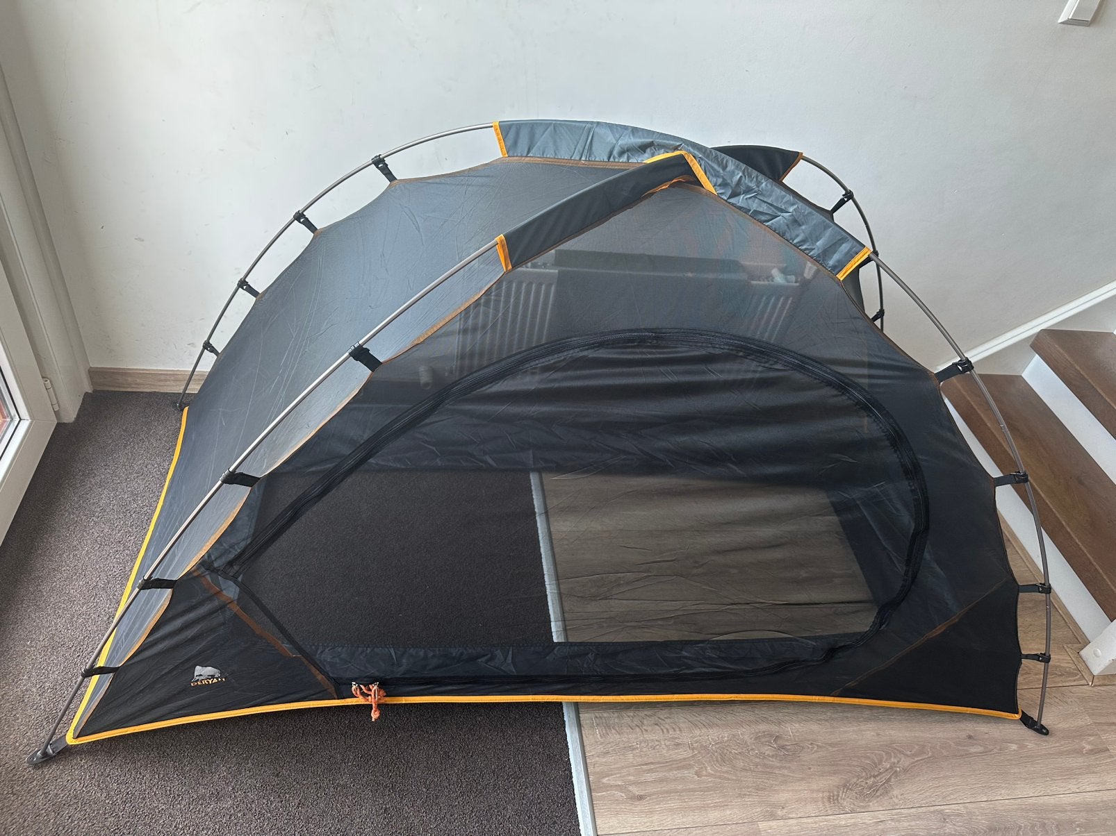 Deryan muskieten bedtent 203x 93x 110 zwart, Caravans en Kamperen, Tenten, Ophalen of Verzenden, Zo goed als nieuw, Tot en met 2