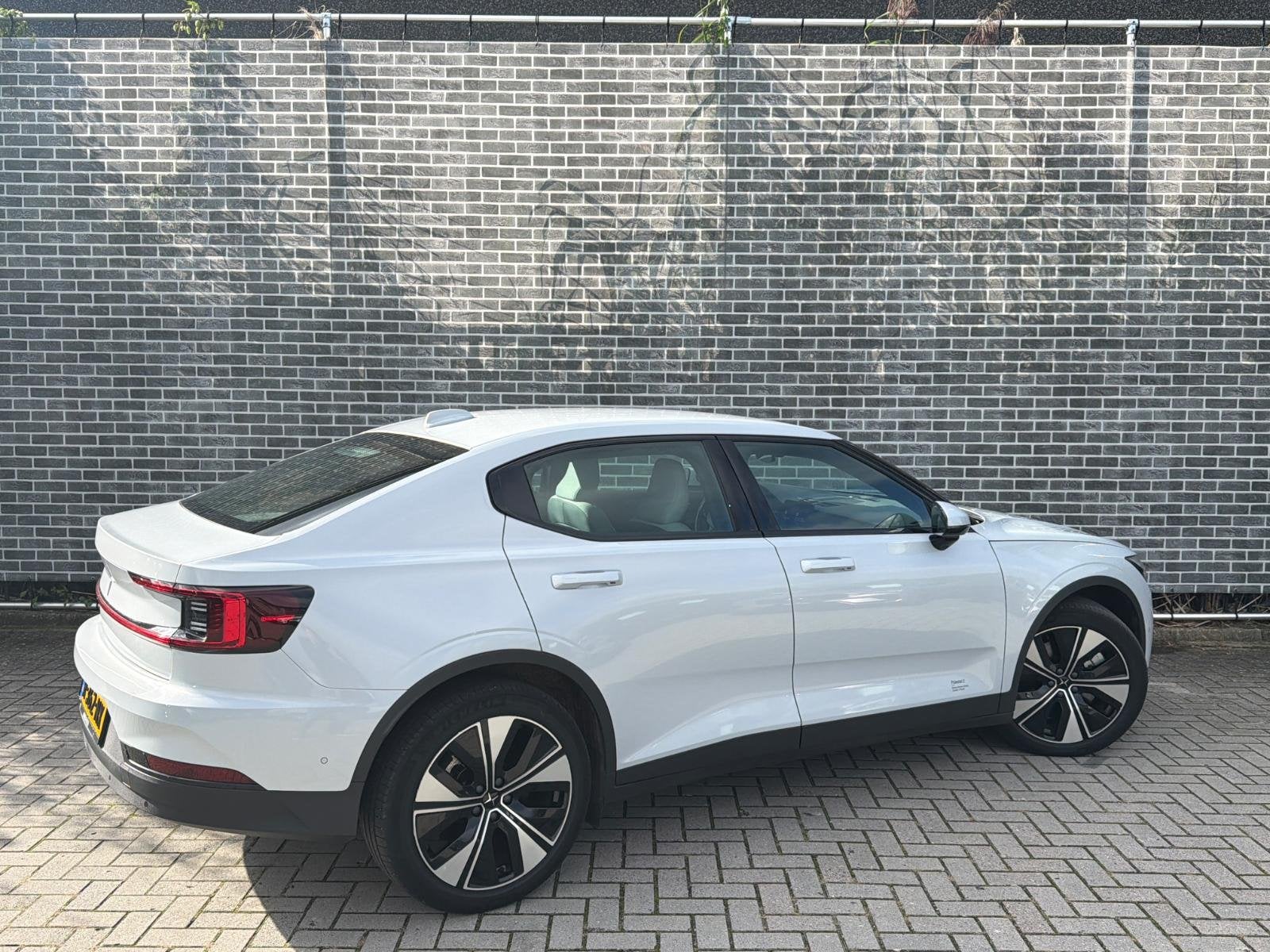 Polestar 2 Long Range Single Motor 78 kWh | 360 Graden Camer, Auto's, Stof, Gebruikt, 1969 kg, 551 km