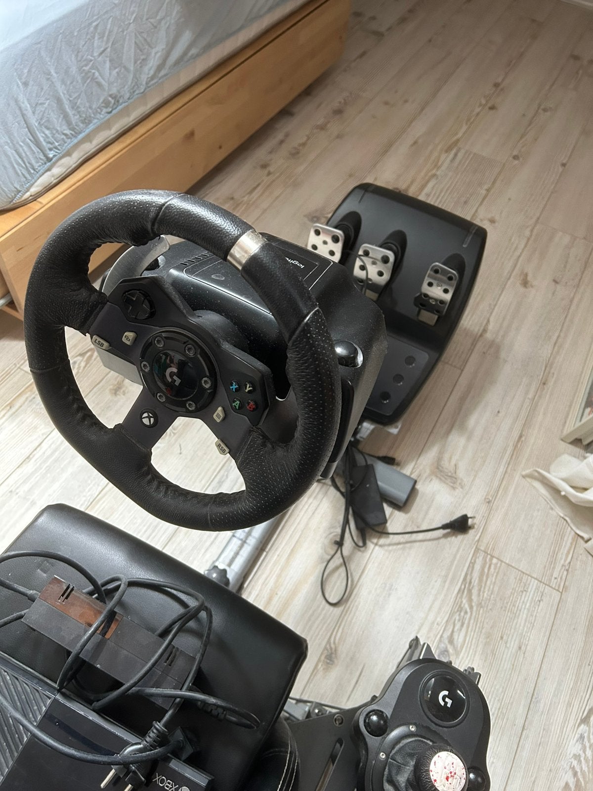 Logitec Race Simulator met Xbox One, Ophalen, Zo goed als nieuw, Stuurtje of Sportattribuut, Xbox Original