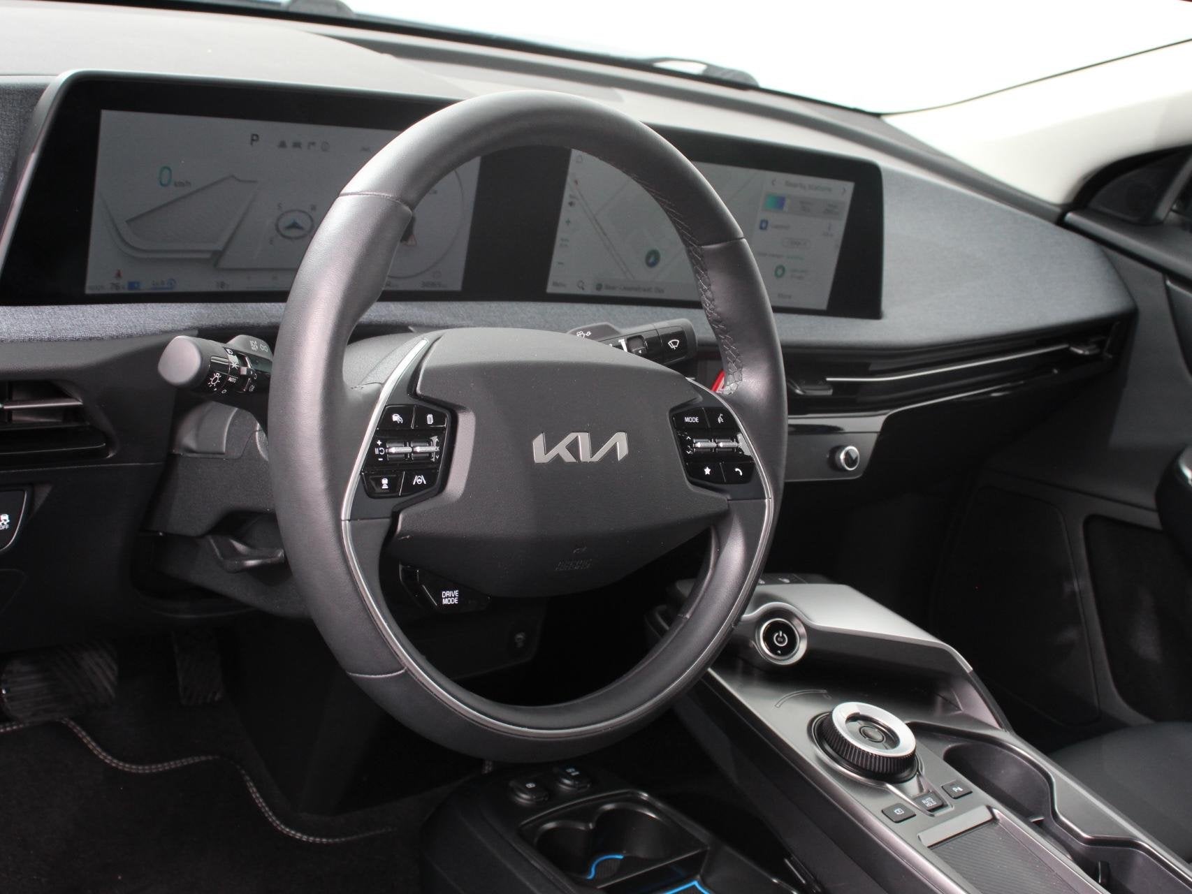 Kia EV6 Light Edition 58 kWh SOH 99% Navigatie Apple Carplay, Auto's, Kia, Automaat, Gebruikt, 750 kg, Blauw