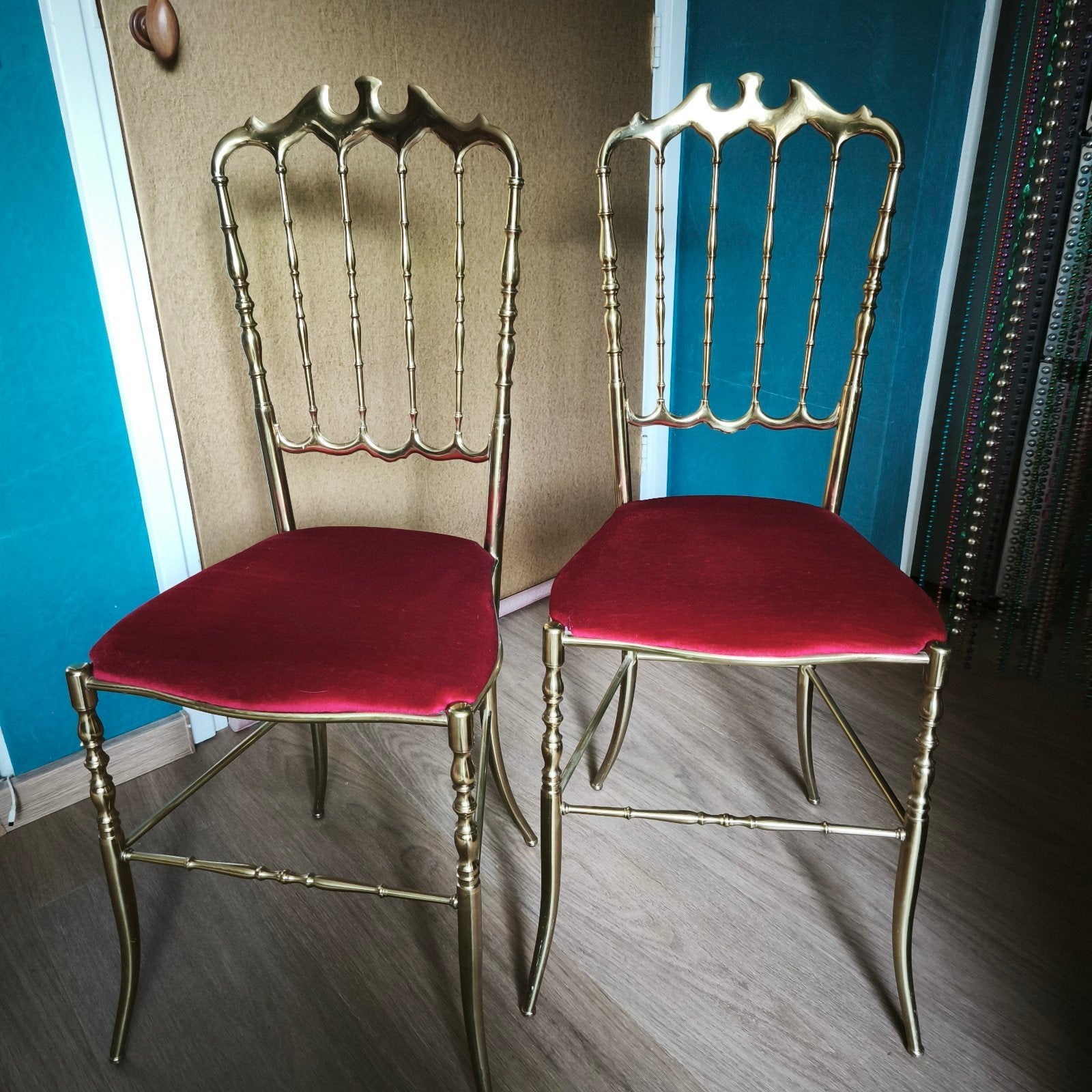 Set van 4 Mid-Century Chiavari Hollywood Regency stoelen, Ophalen