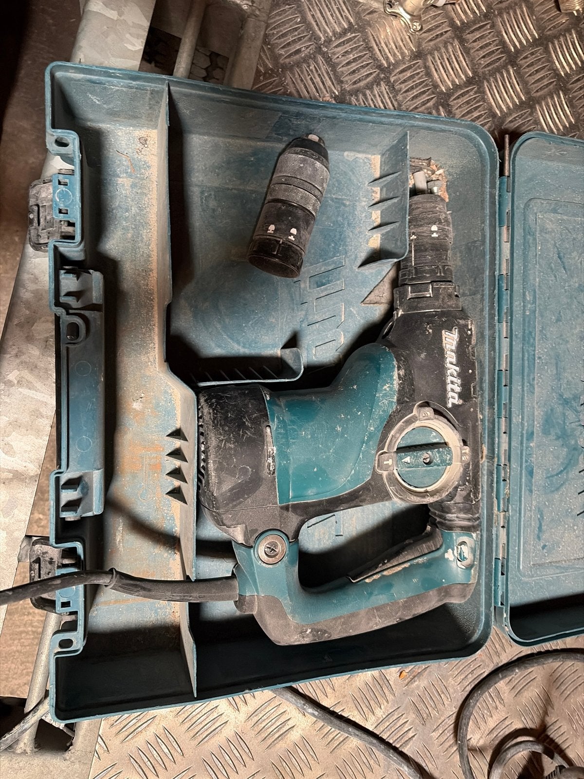 Makita Boorhamer in Koffer - Gebruikt, Ophalen, Boor- en/of Breekhamer, Klopboormechanisme, Gebruikt