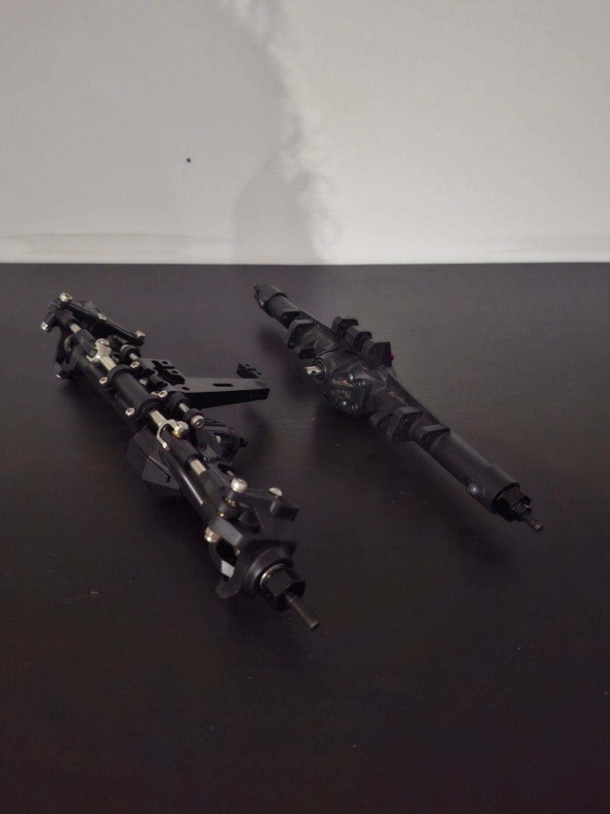 vanquish h10 optic voor en achteras, Elektro, Ophalen of Verzenden, Zo goed als nieuw, Schaal 1:10