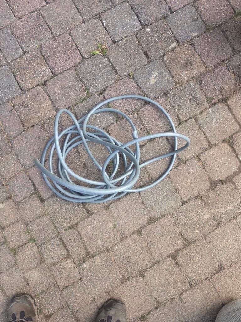Xmvk buitenkabel 3 aderig ongeveer 9 meter, Tuin en Terras, Ophalen of Verzenden, Nieuw, Overige typen