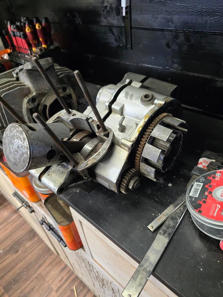 Ktm mx 250 blok van de jaren 80, Motoren, Onderdelen | Oldtimers, Ophalen of Verzenden