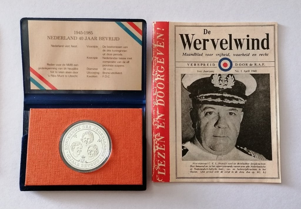 Herdenkingmunt Nederland 40 jaar bevrijd, Ophalen, Koningin Juliana, Setje, Zilver